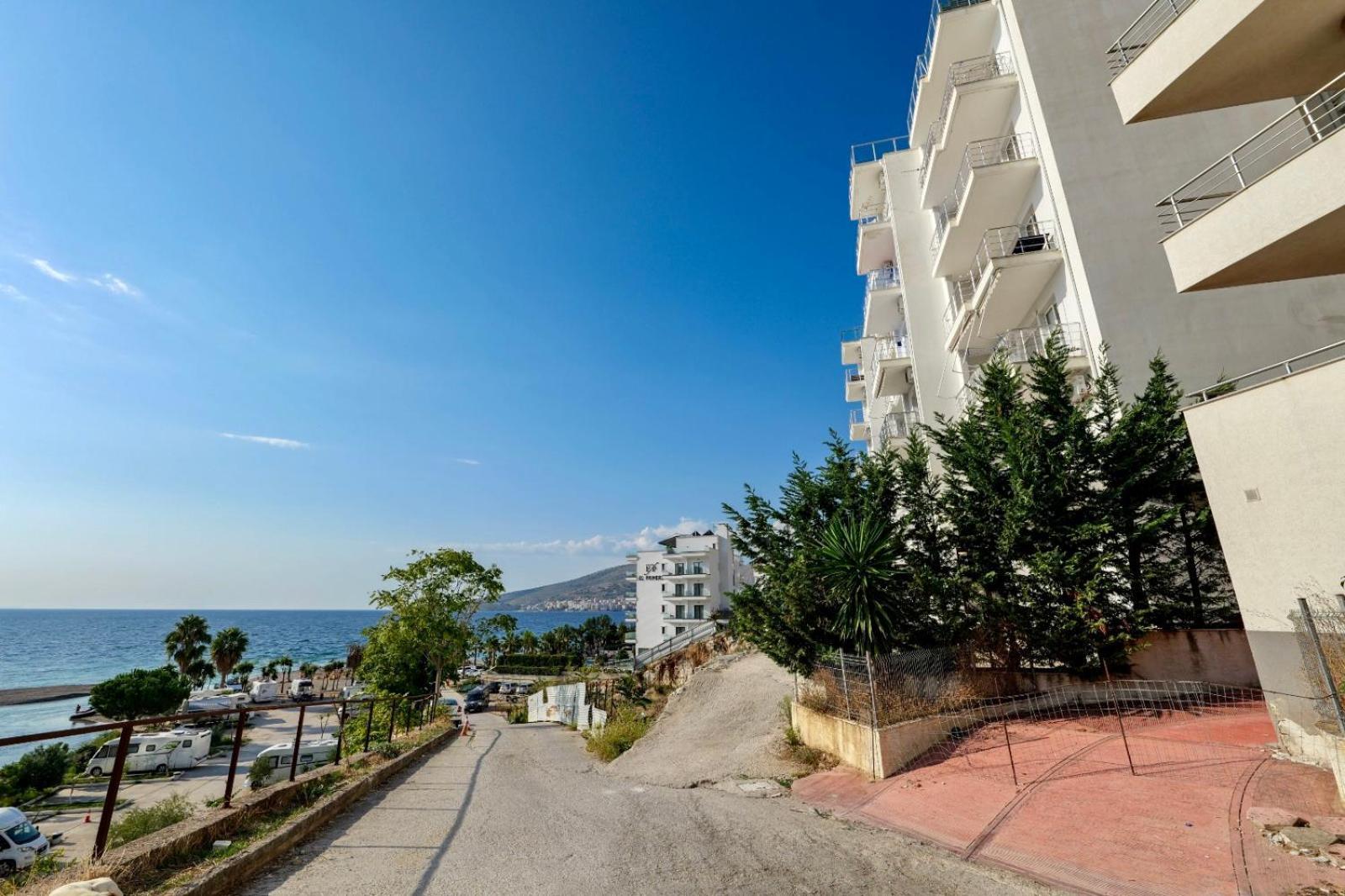 Apartment Coral Paradise In The First Line Of The Sea *